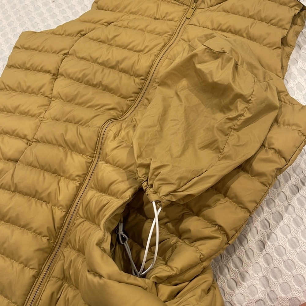 Lululemon Pack It Down Vest Size 8 - Picture 8 of 12